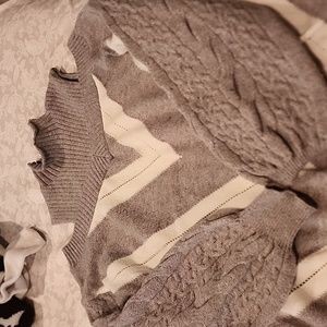 Sweater with turtle neck but open shoulders